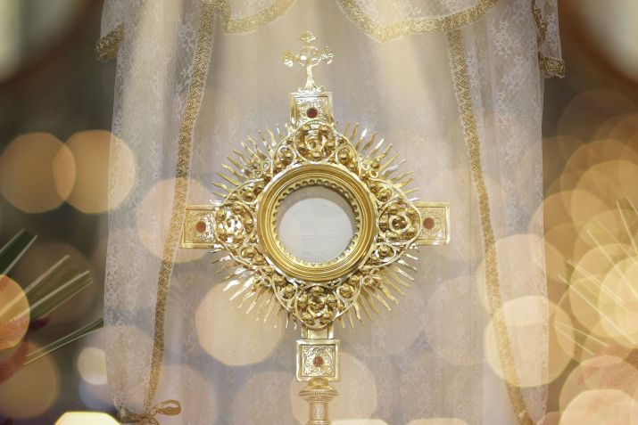 Corpus Christi celebra a instituição da Eucaristia / Sidney de Almeida/Getty Images
