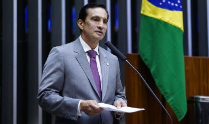 Zona Franca de Manaus é "modelo exitoso" e reforma tributária deve manter incentivos, diz deputado à CNN