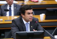 Lira escolhe deputado do PSDB para relatar projeto de lei do Carf