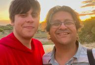 Jovem morto em implosão de submarino estava “apavorado” antes da viagem, revela tia