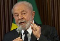 Lula diz que reunião irá durar 6 horas e ministros almoçarão na mesa