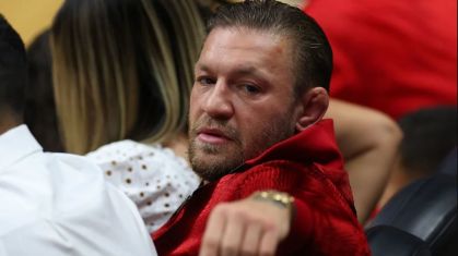 Conor McGregor durante o jogo 4 das finais da NBA, em 9 de junho