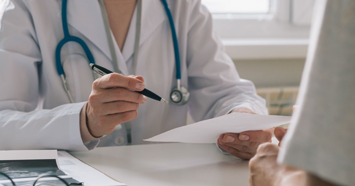 Mais M&eacute;dicos: minist&eacute;rio amplia programa com oferta de 10 mil novas vagas |  CNN Brasil