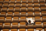 55,5% dos alunos desistem antes de completar ensino superior, aponta relatório