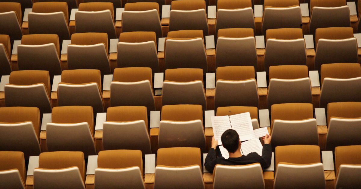 Evasão no ensino superior: 55,5% desistem