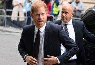 Príncipe Harry presta depoimento em tribunal; veja os destaques