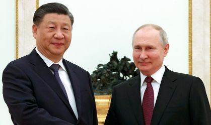 Xi Jinping e Putin conversaram em ligação após posse de Trump, diz canal