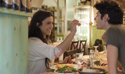 Solteiro no Dia dos Namorados? Aprenda três simpatias para atrair o amor