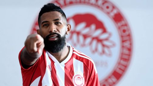 Rodinei defende o Olympiacos desde 2022