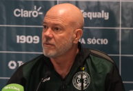 Coritiba demite Antônio Carlos Zago após técnico criticar elenco e diretoria
