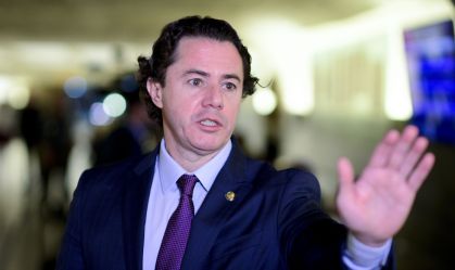 Relator da indicação do advogado Cristiano Zanin para o Supremo Tribunal Federal (STF), senador Veneziano Vital do Rêgo (MDB-PB), concede entrevista e diz acreditar que será uma sabatina tranquila e que os senadores sabem bem a postura que devem ter. Serão analisados, segundo o relator, saber jurídico, experiência, comportamento, postura, equilíbrio, espírito público garantista.   Foto:
