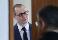 Influência de Zanin será determinante na sucessão de Weber no STF, dizem aliados de Lula