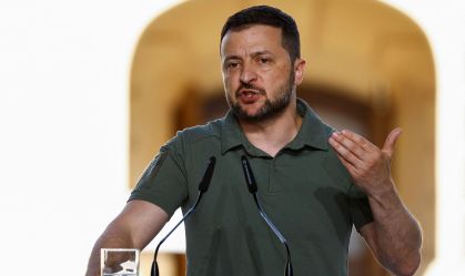Zelensky diz que não haverá negociações até que a Rússia saia de todas as terras ucranianas