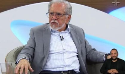 Carlos Alberto de Nóbrega é internado em São Paulo