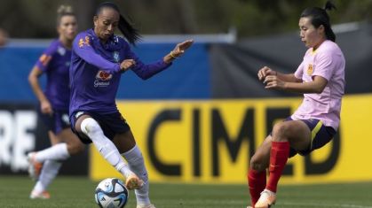 Seleção Brasileira em ação contra a China