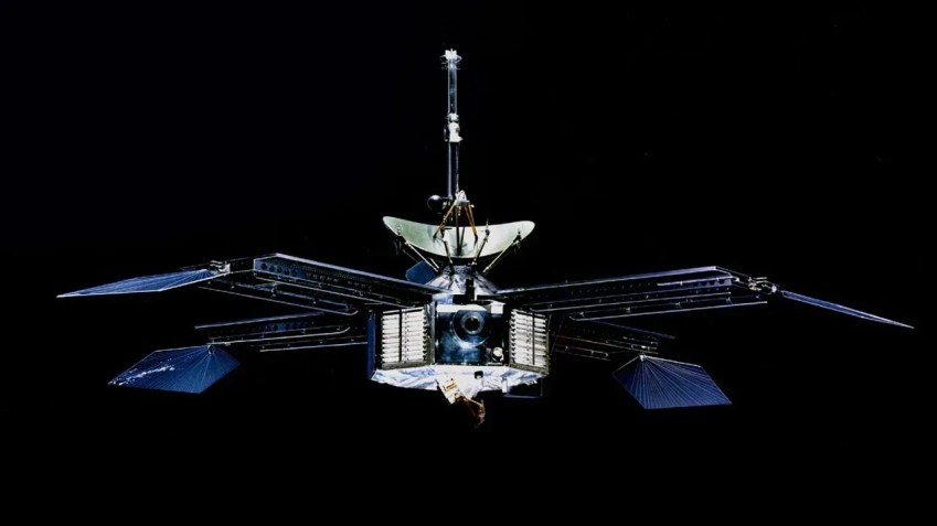 O Mariner 4 foi o primeiro satélite a tirar as primeiras fotos de perto de outro planeta / NASA