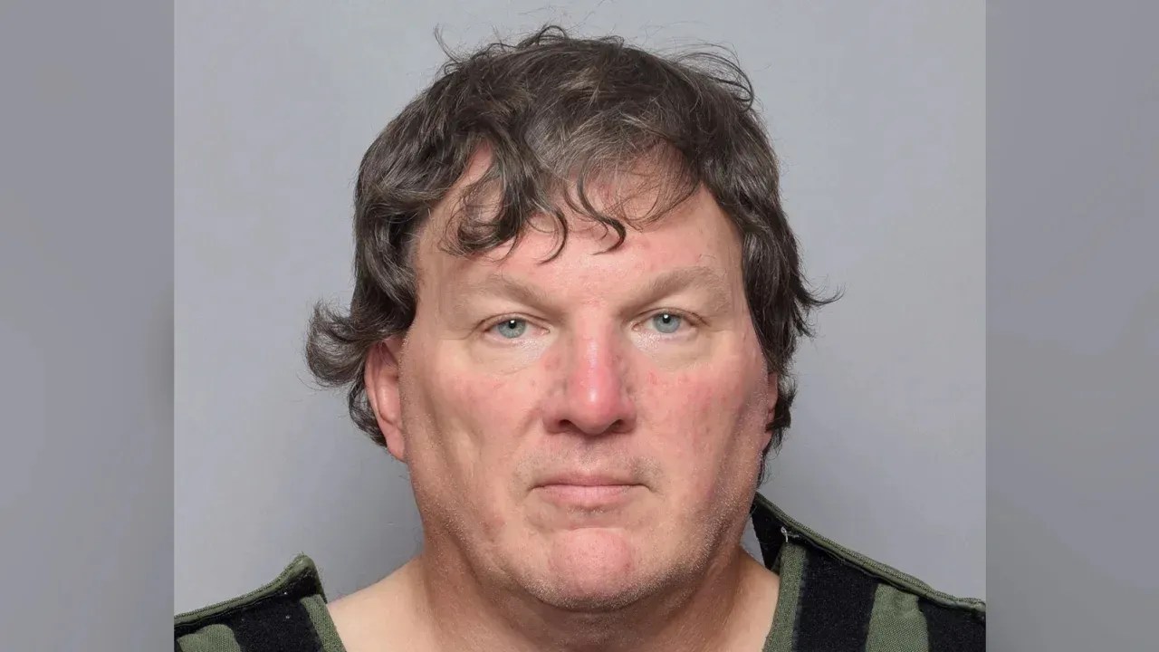 230714155519-rex-heuermann-booking-photo-giglo-beach-investigation