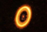 Exoplaneta semelhante a Júpiter pode ter um irmão que compartilha a mesma órbita