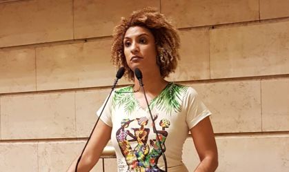 Caso Marielle: Defesa de ex-bombeiro pede revogação da prisão e anulação de delação