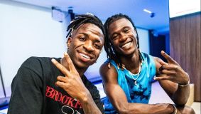 Vini Jr também serviu de anfitrião para o francês Eduardo Camavinga, que aproveitou a pausa do futebol na Europa para conhecer o Brasil