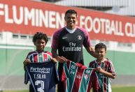 Thiago Silva tem proposta para voltar ao Fluminense, diz jornal inglês