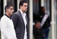 Após nova derrota, diretoria do Vasco promete técnico para a próxima semana