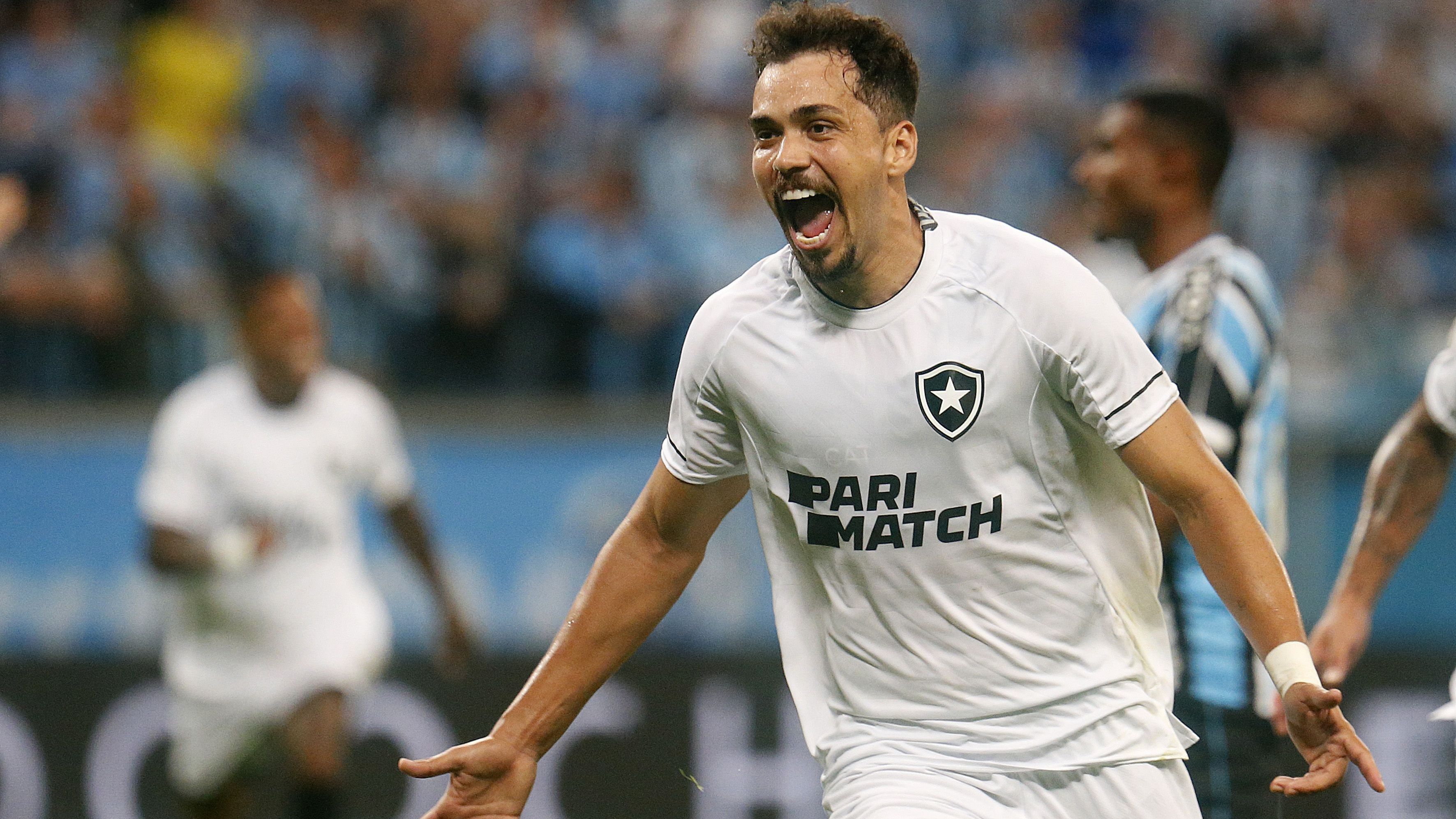 Eduardo comemora o primeiro gol do Botafogo na vitória sobre o Grêmio