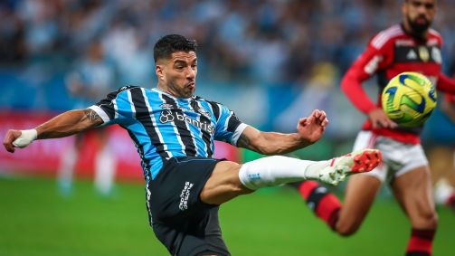 Suárez ficará no Grêmio até dezembro