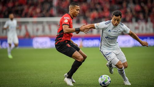 Athletico-PR e Cruzeiro ficaram no 3 a 3 em Curitiba, pelo Campeonato Brasileiro