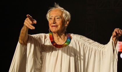 Vereadora de SP apresenta projeto para homenagear Zé Celso com nome de rua