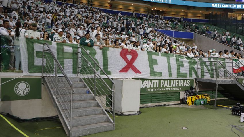 Mancha Verde estende faixa em homenagem a Gabriela Anelli / ALEX SILVA/ESTADÃO CONTEÚDO