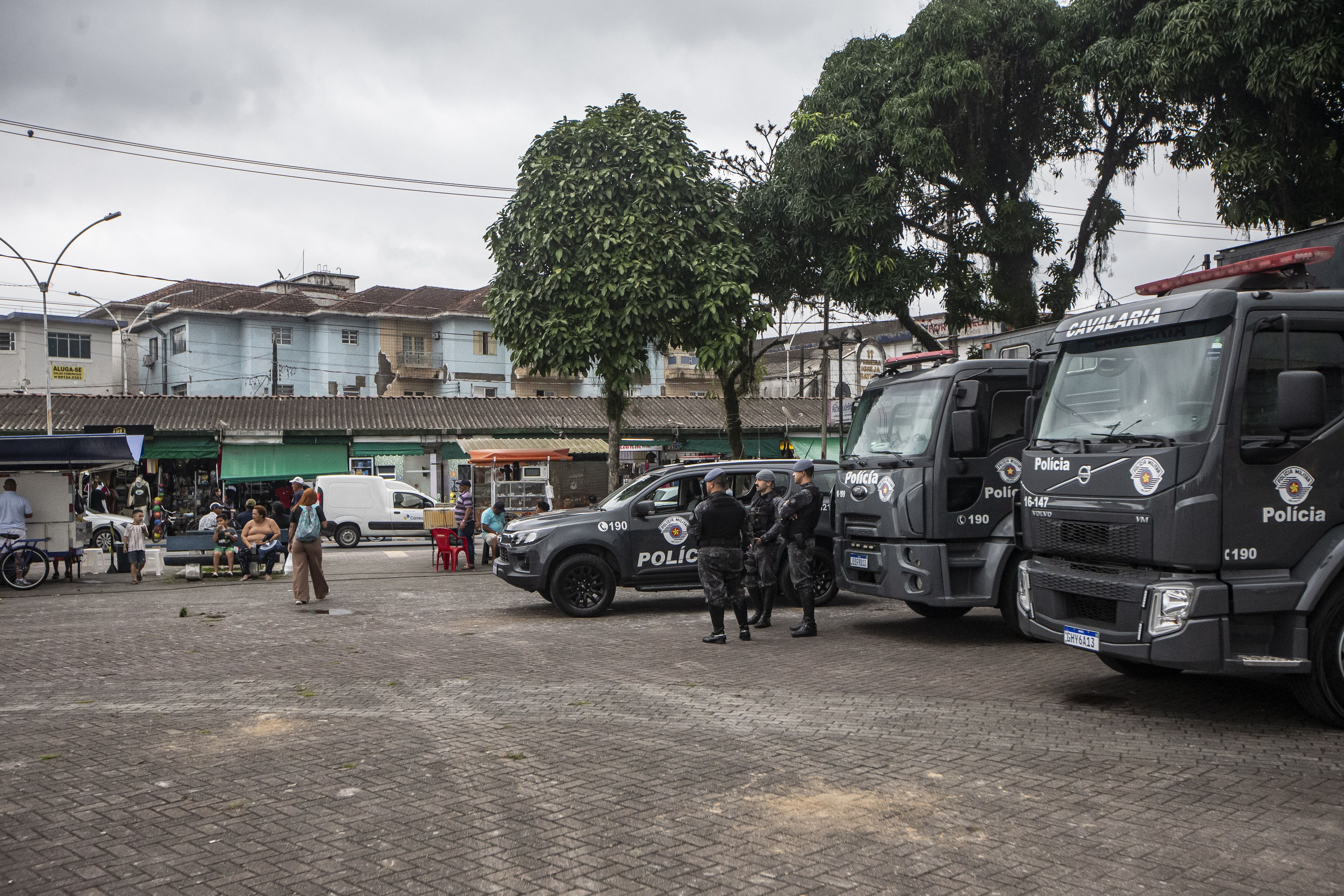 Tarcísio confirma 8 mortes em ação da PM no Guarujá: 'Não houve excesso, houve atuação profissional'