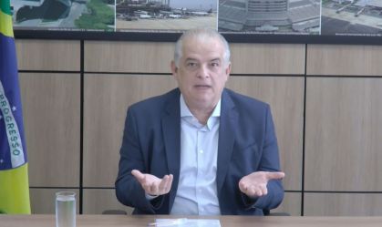 Governo planeja 100 novos aeroportos até o fim do mandato, diz Márcio França à CNN