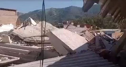 Duas pessoas morrem após desabamento de residência no Rio de Janeiro