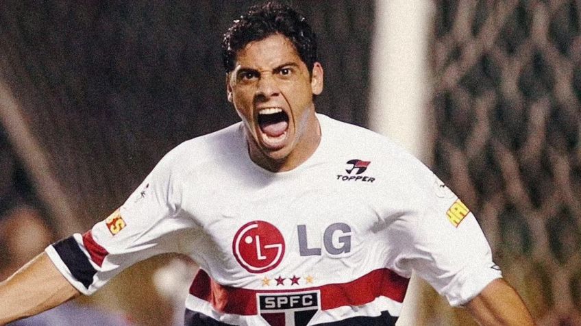 Cicinho comemora gol com a camisa do São Paulo / Cicinho/Instagram