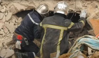 Desabamento de prédio deixa 34 mortos em Camarões