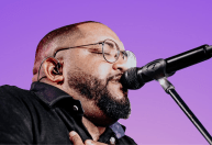 Cantor Tiee é condenado a prisão por supostas ameaças à ex-namorada