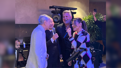 Janja canta com Caetano Veloso na festa do casamento