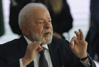 Lula se reúne com ministro da Defesa, que pede mais verbas para as Forças Armadas