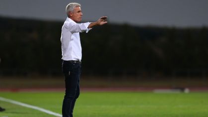 Luís Castro na estreia pelo Al-Nassr
