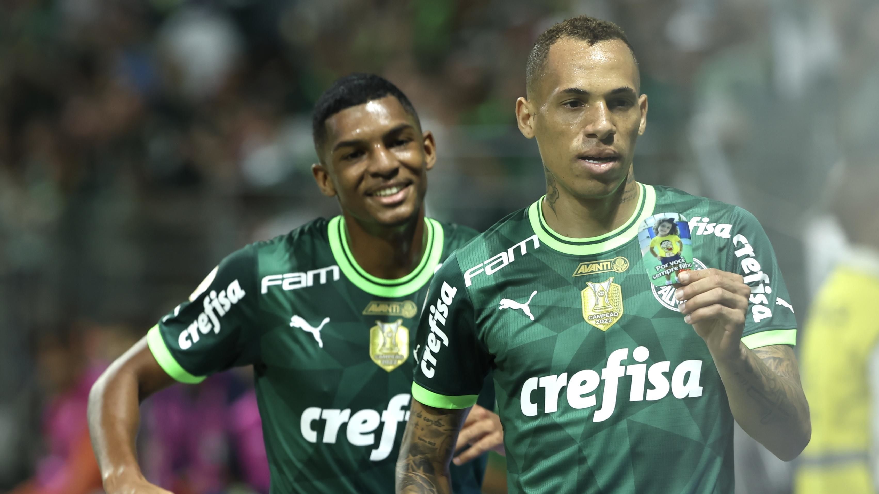 Breno Lopes comemora terceiro gol do Palmeiras