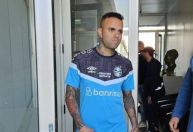 Luan volta ao Grêmio após pedido e conselhos de Renato Gaúcho