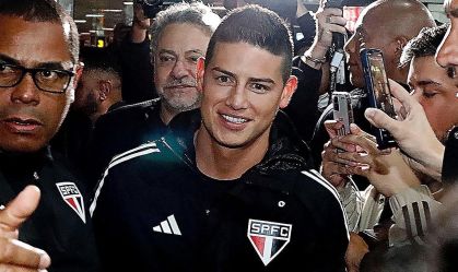 James desembarcou em Congonhas para se apresentar o São Paulo