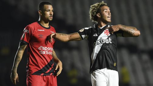 Vasco e Athletico-PR duelaram em São Januário, sem público