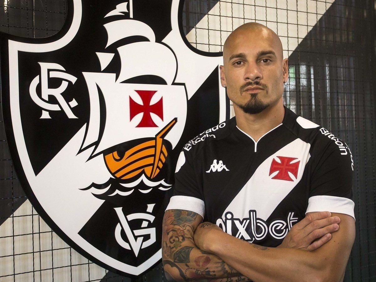 Vasco apresenta Maicon: 