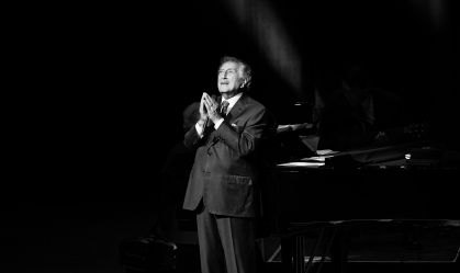 Tony Bennett, lendário cantor norte-americano, morre aos 96 anos