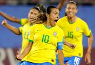 Marta fala do sonho de ser mãe e ainda não projeta fim da carreira