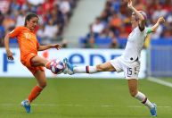 Técnico da Holanda diz que jogo contra os EUA mostrará o melhor do futebol feminino