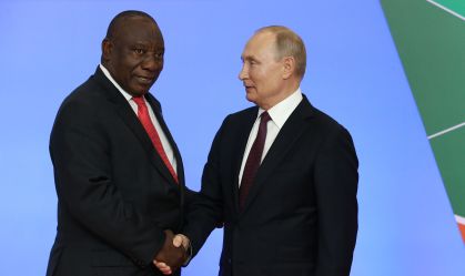 Como uma mina no deserto da África do Sul pode explicar a relação do país com a Rússia?