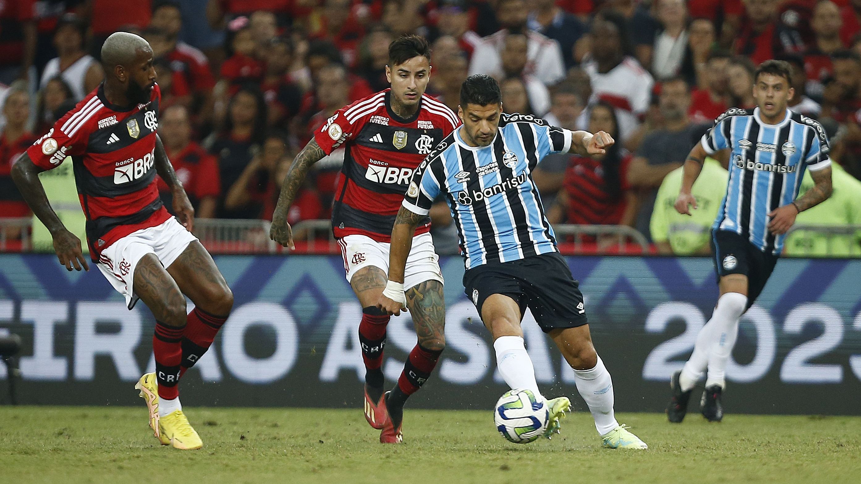 Grêmio e Flamengo se enfrentam pela Copa do Brasil nesta quarta-feira (26)